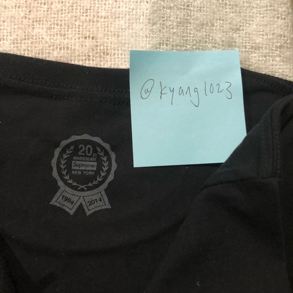 ❌SOLD❌ Supreme 20th Anniversary Box-Logo Tee - Picture 4 of 4